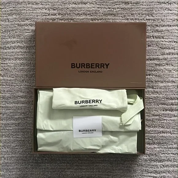 Authentic Woman's Burberry "TB" Plaid Belt - Picture 3 of 6